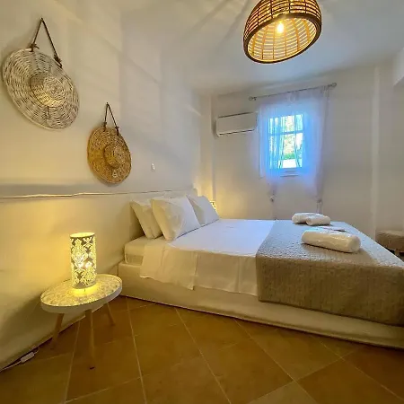 アパート Andros 4 Seasons Villas & Suites - Agios Petros